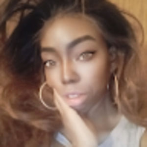 Meet your Posher, Kacie